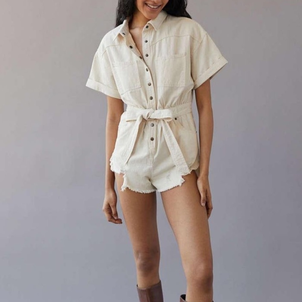 BDG Cream Denim Cut off Distressed Cotton Short Button Front Jumpsuit Size Large